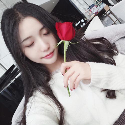 时尚潮流美女头像，撒娇的温柔的漂亮为你而来