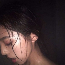 让男生心动的霸气高冷伤感女生头像单人